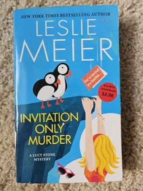 *3/$15* Book: Invitation Only Murder